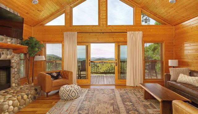 18 Hole Golf - Views For Miles - Hot Tub - Theater