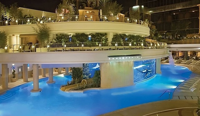 3 Gold Tower Premier Doubles at Golden Nugget Las Vegas, Pool, Nightlife!