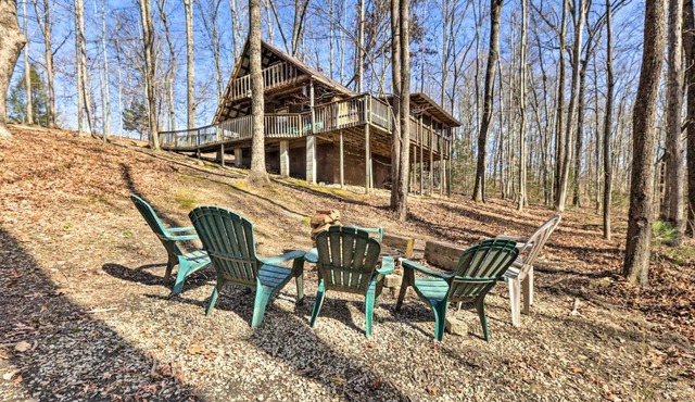 3 Mi to Cave Run Lake! Nature-Centric Family Cabin