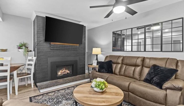3BR 1.5BA Apt in So. Burlington
