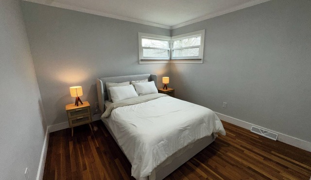 3BR Near CAMC & Hospitals - Doctor and Travel Nurse Friendly