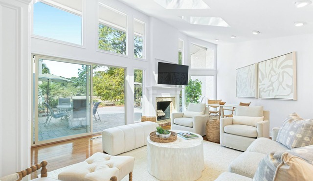 4 Scaup Court: A BESTNEST by Beverly Serral