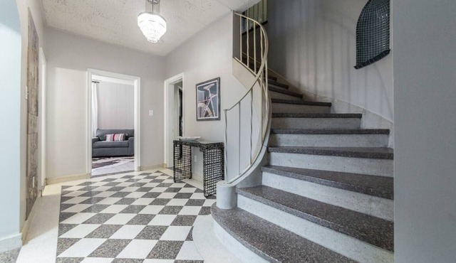 40's Tile Mansion w/ Private Pool by Crescent Bend