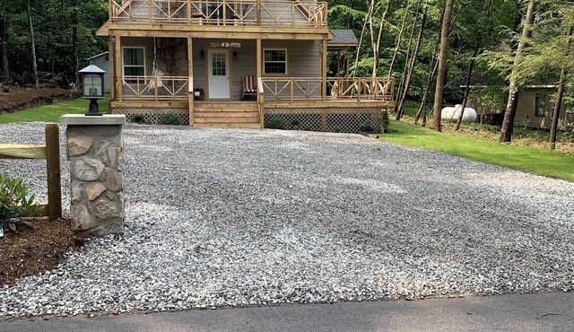 5 Bedroom Cottage in Deep Creek