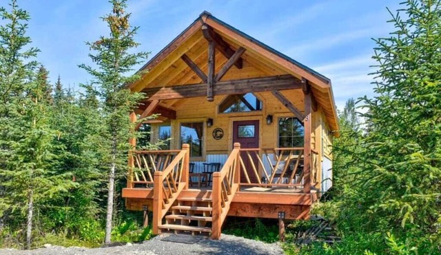 A Woodland Cottage-Fireweed Meadows Vacation Rental