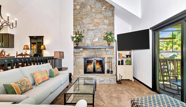 Balsam 5 | Fireplace, Restaurant, Pool, Spa