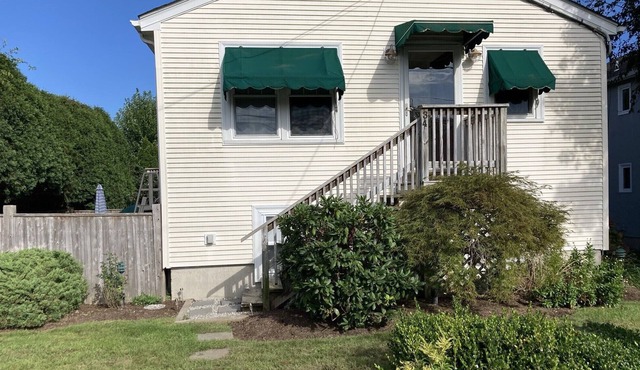 Beautiful Bonnet Shores—New listing in Narragansett