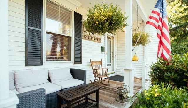 Beautiful Home in Falmouth Village