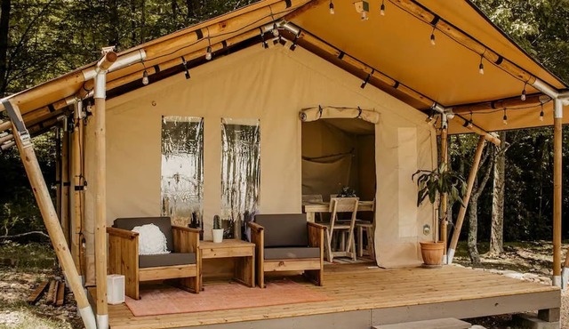 Beautiful Safari Tent Perfect for Couples in Erwin, Tennessee