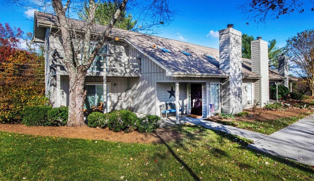 Beautiful Tellico Village Townhome