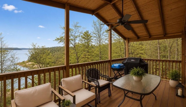 Beaver Lake Cabin