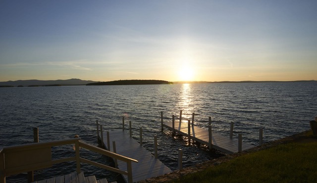 Belknap Point Inn