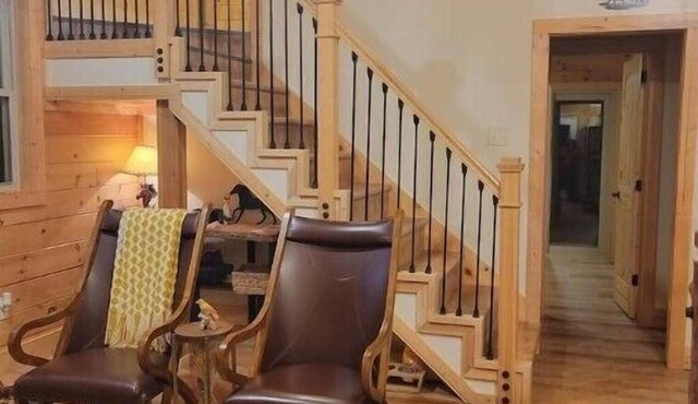 Brand New Luxury Cabin 5 minutes to TIEC