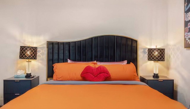 Budget-Friendly 2BR/2BA Near Vegas Strip Free Parking, Pool, WiFi, No Resort Fee