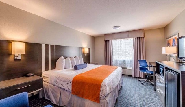 Budget-Friendly Property, Free Breakfast, Free Parking, Onsite Pool