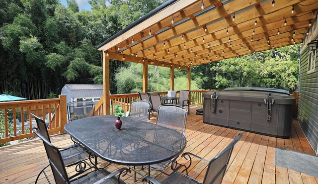 Bungalow Dream, Water & Electric are back-Fire Pit & fenced