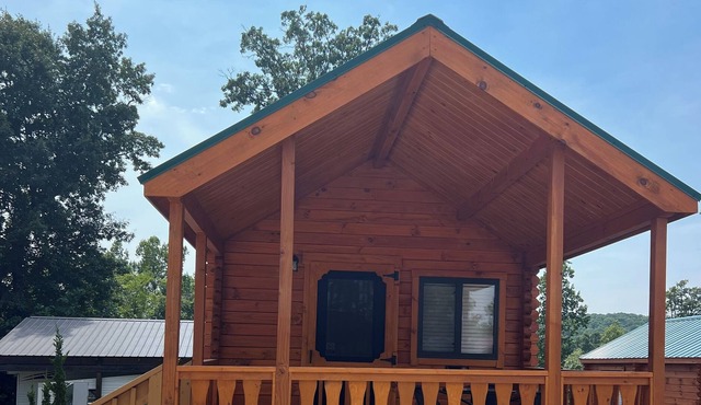 C21 cabin in private gated camping resort. Perfect for a family get away.