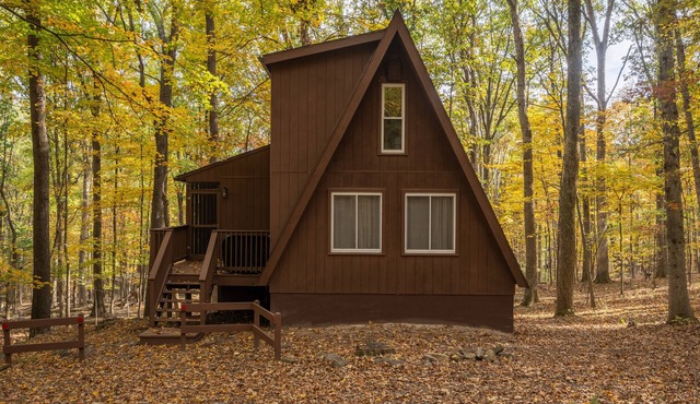 Cabin Getaway: Hot Tub☆Location☆Berkeley Springs☆