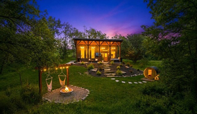 Chalet in the Orchard; Romance, Luxury, Relaxation