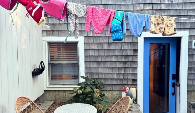 Charming 2-bedroom apartment in amazing Dennis