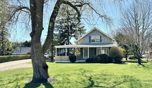 Charming Katama Home in Prime Edgartown Location!