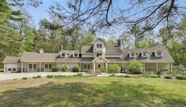 Country Castle-Total privacy-just a few minutes from center of Great Barrington