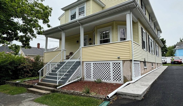 Cozy, 3 bed retreat near downtown Bristol