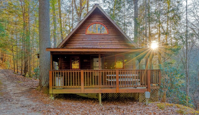 Cozy Cabin Hideaway in Cave Hollow - Sandstone Dream