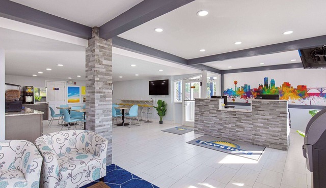 Days Inn by Wyndham Knoxville North