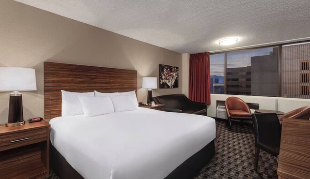 Deluxe One King Room at The D Las Vegas