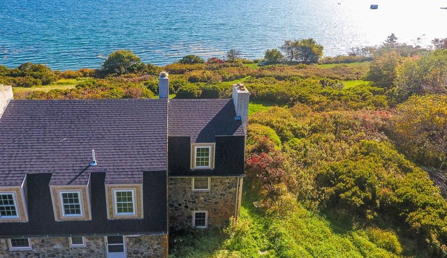 Dog-friendly oceanfront stone house with beach access, stunning views & deck