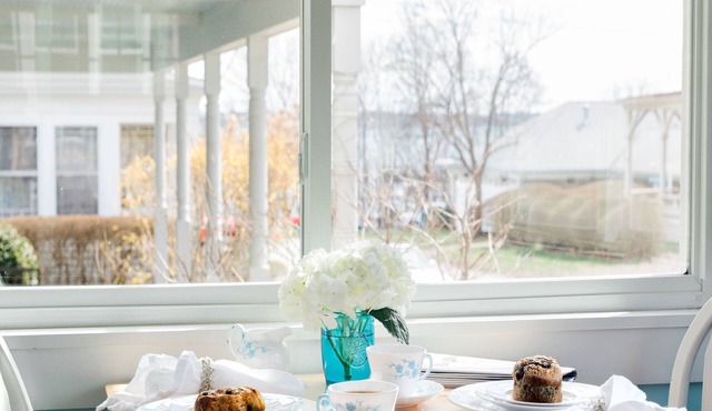East Bay Bed & Breakfast