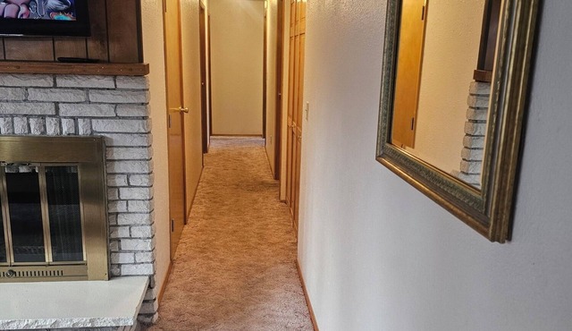 Enchanting 2-bedroom apartment with WiFi in Wrangell