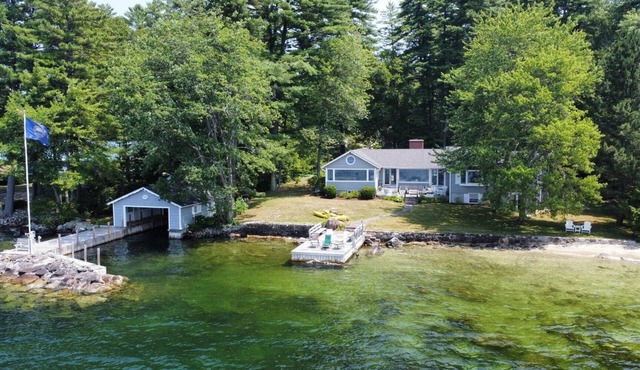 Exceptional Lakefront Home on Springfield Point – Lake Winnipesaukee