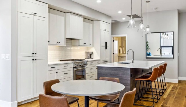 Executive 2 Bedroom Condo in downtown Bozeman