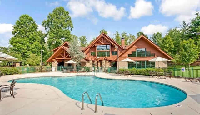 Family Suite with BBQ Near Gatlinburg Surrounded by Nature