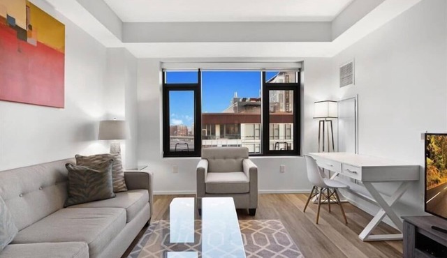 Furnished Downtown 1BR | Gym & Yoga | South End