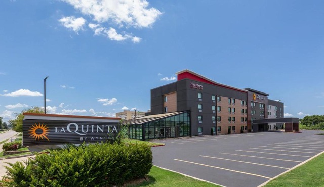 Hawthorn Extended Stay by Wyndham Springdale