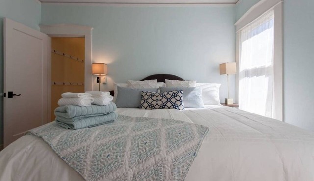 Heart of Hawthorne Craftsman | Walk Score 92 | Modern Remodel