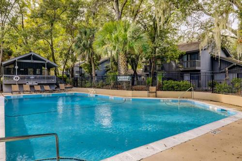 Hickory Cove 8