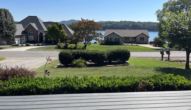 Lake Views in Tellico Village! Golf*Hike*Boat*Rest