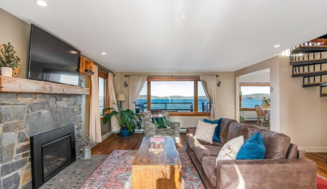 Lakeshore Vermont LLC