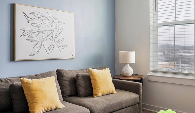 Landing | Chic 1BD, Game Room, Gym