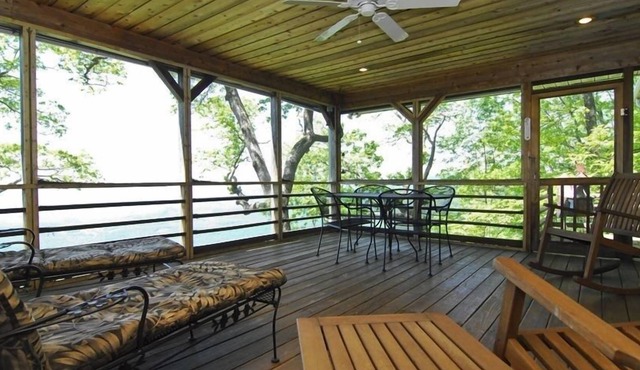 Large Mountain Home with Fantastic Views, Caesars Head near Brevard (watch video