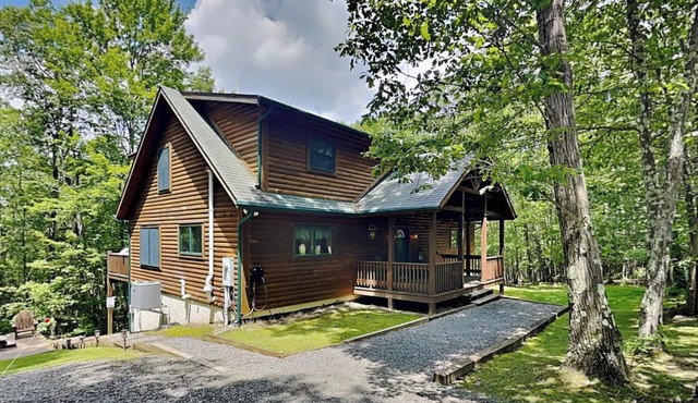 Logged Out | Hot Tub, Fire Pit, Game Tables