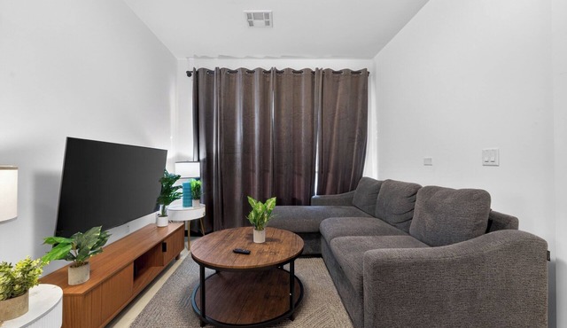 Luxury 1BR Close to Boston 1k4g