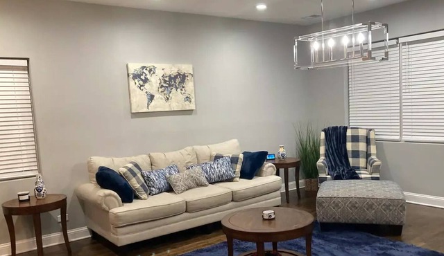 Luxury Stay Near United Center