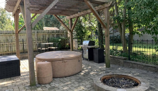 "Madison Manor I" | Hot Tub, Game Room | 3 BR · 2 Baths · Sleeps 8