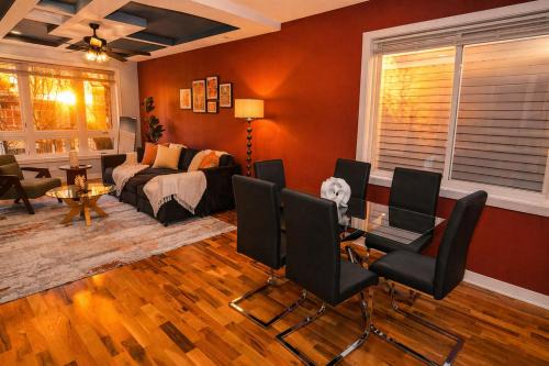 Modern 3BR Retreat Near United Center & West Loop