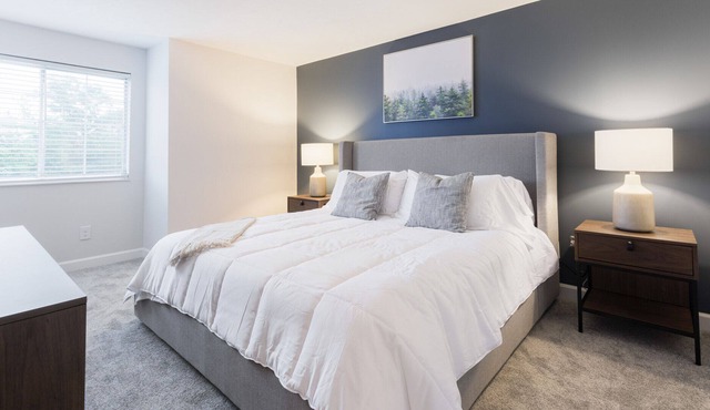 Modern Apartment in Prime Location (ID6484X14)
